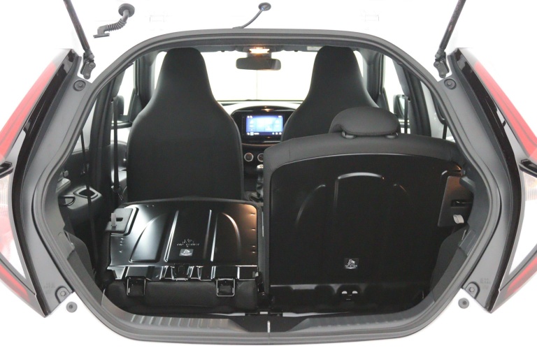 Toyota Aygo X - 1.0 VVT-i MT Play 23