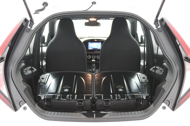 Toyota Aygo X - 1.0 VVT-i MT Play 24