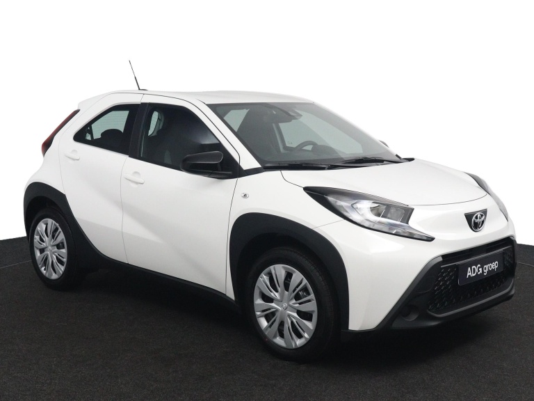 Toyota Aygo X - 1.0 VVT-i MT Play 3