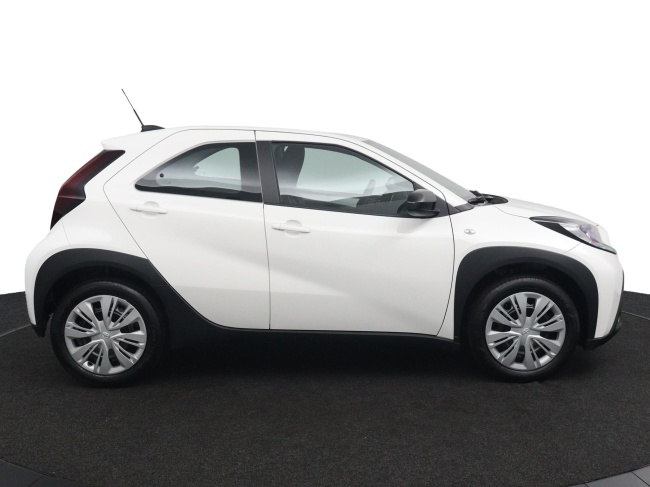 Toyota Aygo X - 1.0 VVT-i MT Play