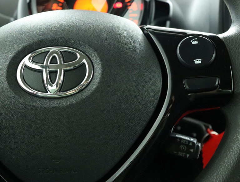 Toyota Aygo - 1.0 VVT-i x-fun 19