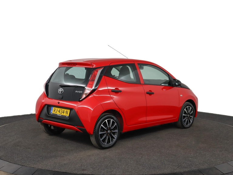 Toyota Aygo - 1.0 VVT-i x-fun 2