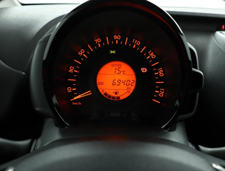 Toyota Aygo - 1.0 VVT-i x-fun 6