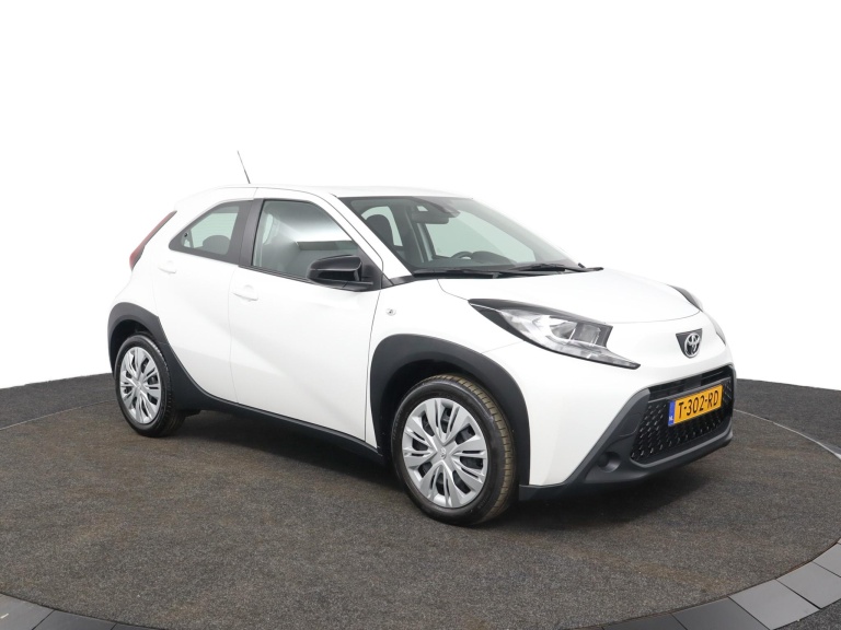 Toyota Aygo X - 1.0 VVT-i MT Play 14
