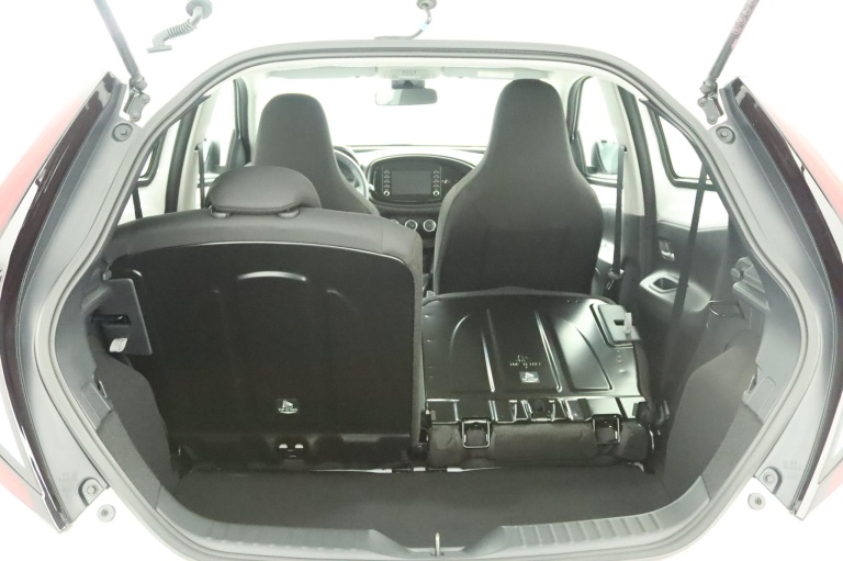 Toyota Aygo X - 1.0 VVT-i MT Play 24