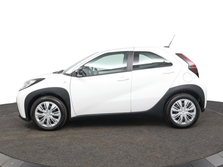 Toyota Aygo X - 1.0 VVT-i MT Play 3