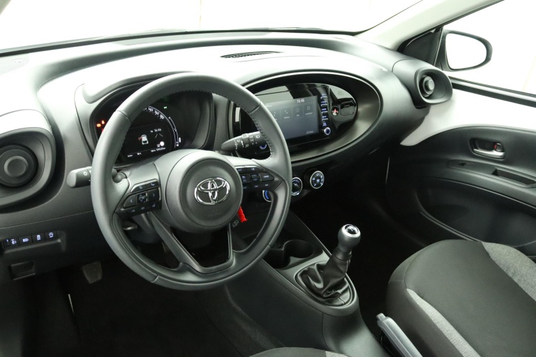 Toyota Aygo X - 1.0 VVT-i MT Play 55