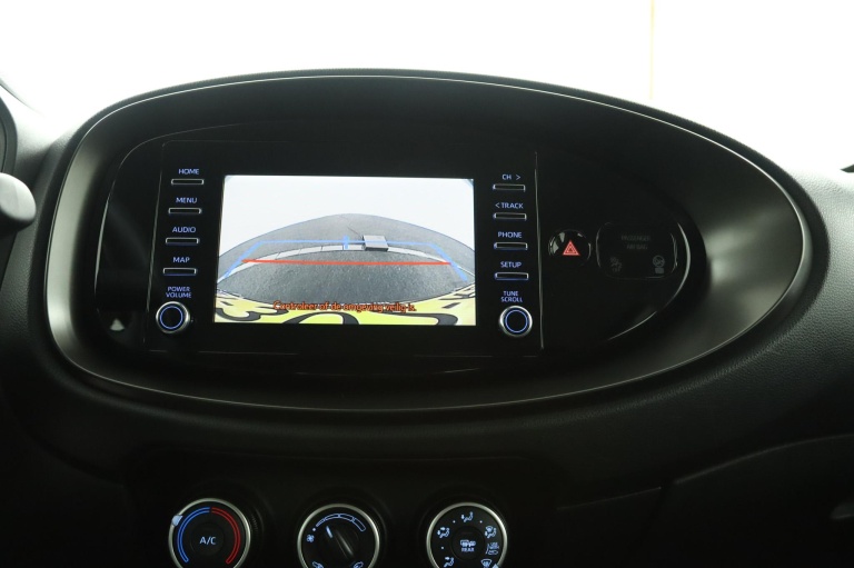 Toyota Aygo X - 1.0 VVT-i MT Play 9