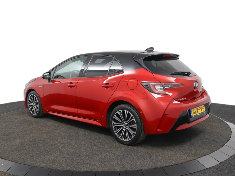 Toyota Corolla - 1.8 Hybrid Dynamic 12