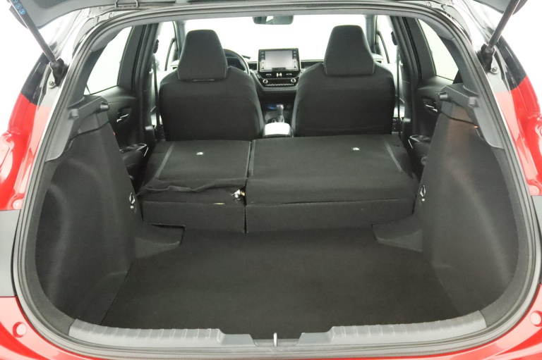 Toyota Corolla - 1.8 Hybrid Dynamic 26