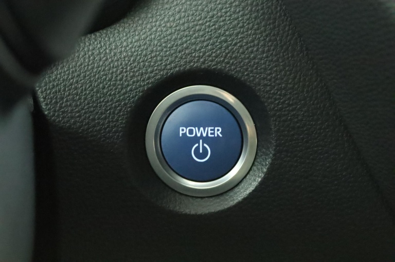 Toyota Corolla - 1.8 Hybrid Dynamic 46