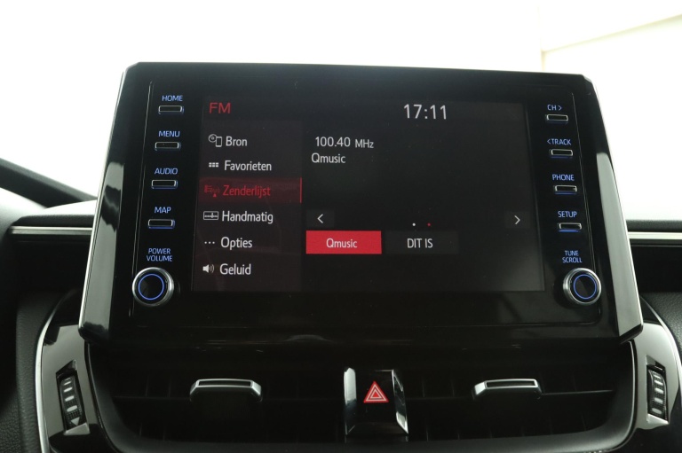 Toyota Corolla - 1.8 Hybrid Dynamic 8
