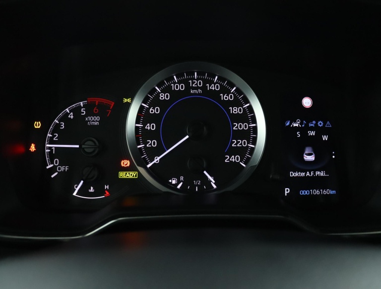 Toyota Corolla Touring Sports - 1.8 Hybrid Business 45