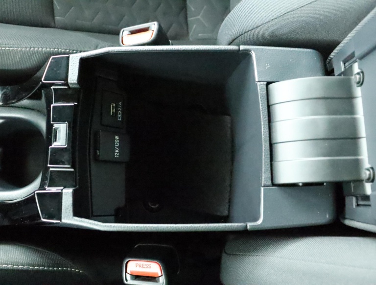 Toyota Corolla Touring Sports - 1.8 Hybrid Business 61