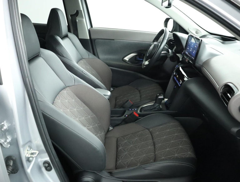 Toyota Yaris Cross - 1.5 Hybrid Executive 22