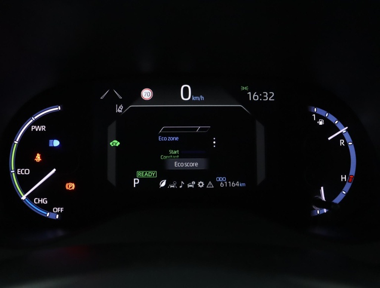 Toyota Yaris Cross - 1.5 Hybrid Executive 46