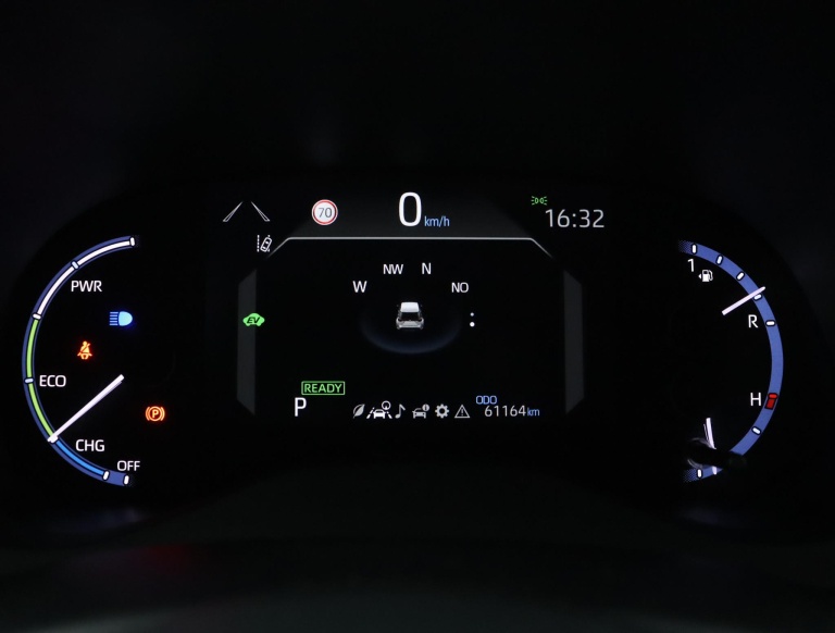 Toyota Yaris Cross - 1.5 Hybrid Executive 47