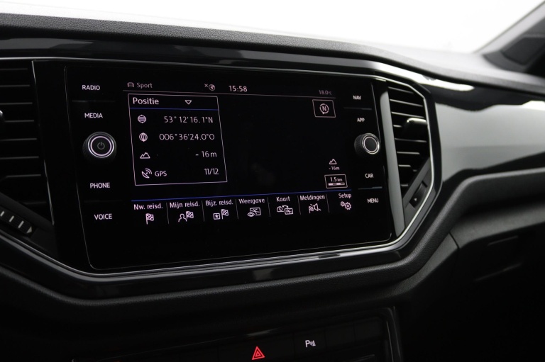 Volkswagen T-Roc - 1.5 TSI Sport 23
