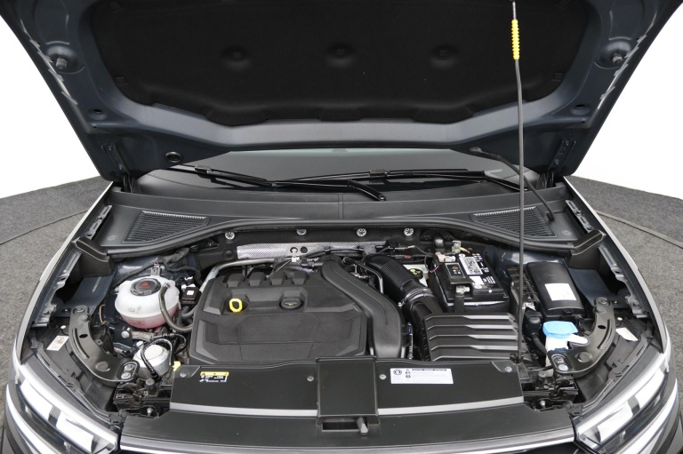 Volkswagen T-Roc - 1.5 TSI Sport 41