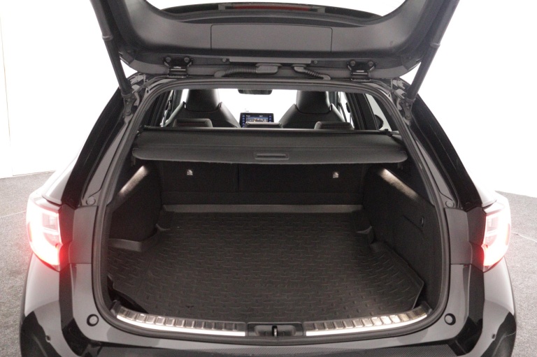 Toyota Corolla Touring Sports - 2.0 Hybrid Premium 21