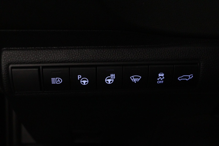Toyota Corolla Touring Sports - 2.0 Hybrid Premium 30