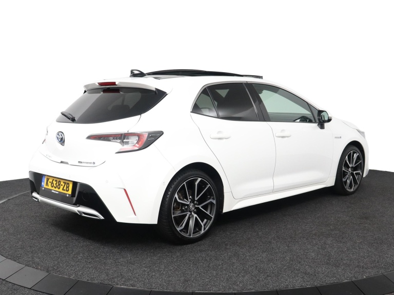 Toyota Corolla - 2.0 Hybrid Executive 2