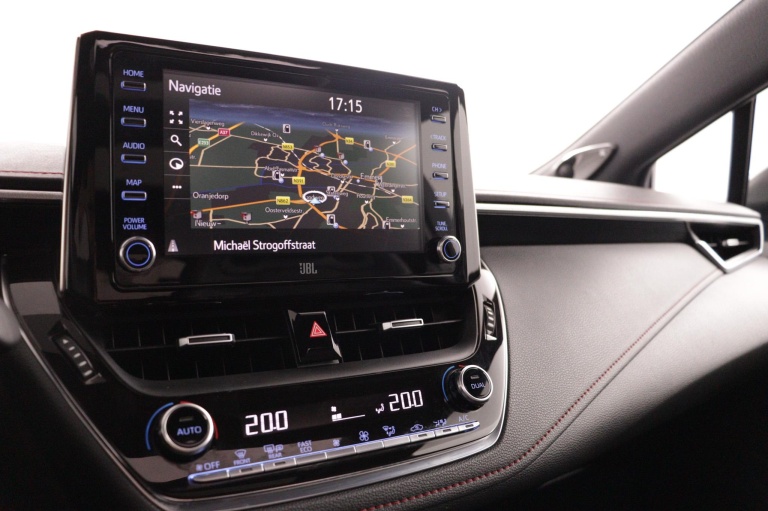 Toyota Corolla - 2.0 Hybrid Executive 26