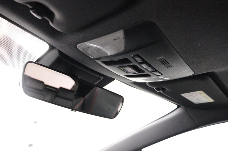 Toyota Corolla - 2.0 Hybrid Executive 31