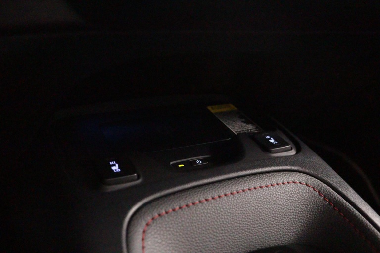 Toyota Corolla - 2.0 Hybrid Executive 39