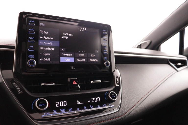 Toyota Corolla - 2.0 Hybrid Executive 7