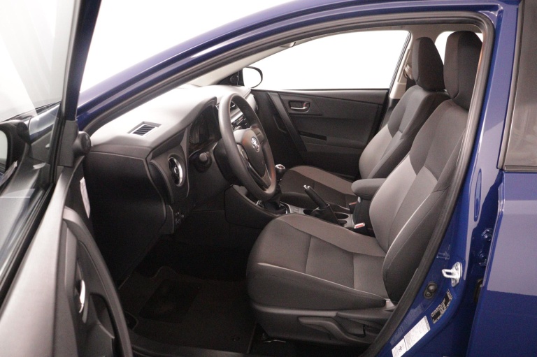 Toyota Auris Touring Sports - 1.3 Now 16