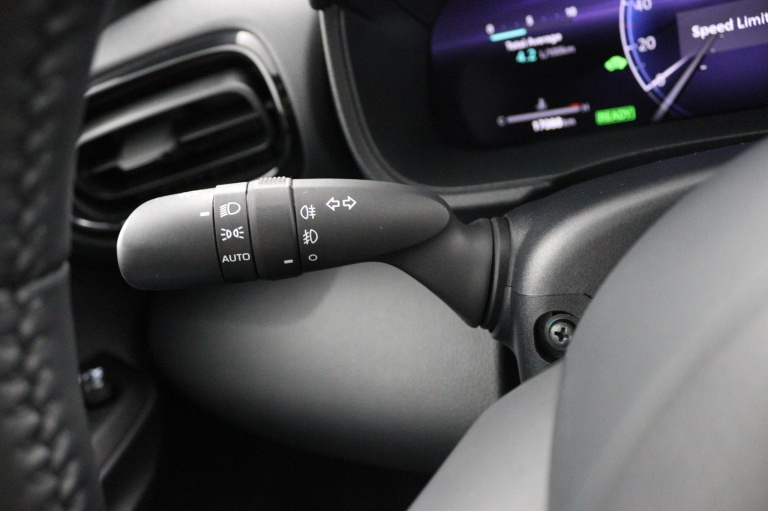 Toyota Yaris - 1.5 Hybrid 130 Launch Edition 29