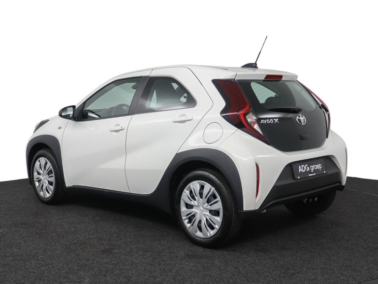 Toyota Aygo X - 1.0 VVT-i MT Play 12