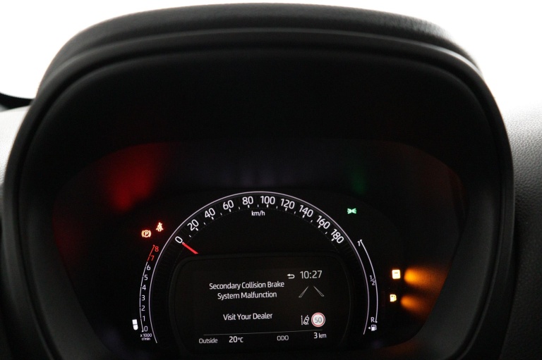 Toyota Aygo X - 1.0 VVT-i MT Play 6