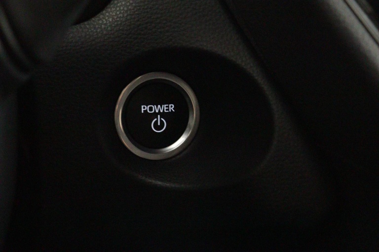 Toyota Corolla Cross - Hybrid 200 Dynamic 37