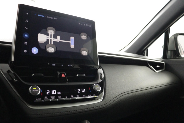 Toyota Corolla Cross - Hybrid 200 Dynamic 38
