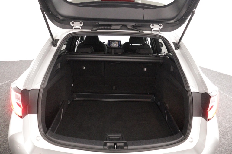 Toyota Corolla Touring Sports - 1.8 Hybrid Style 21