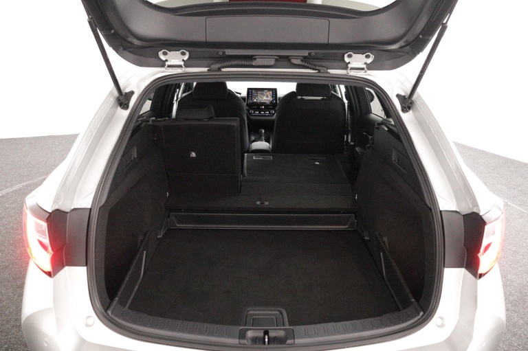 Toyota Corolla Touring Sports - 1.8 Hybrid Style 22