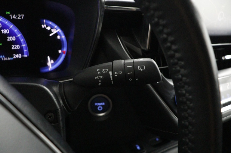 Toyota Corolla Touring Sports - 1.8 Hybrid Style 30