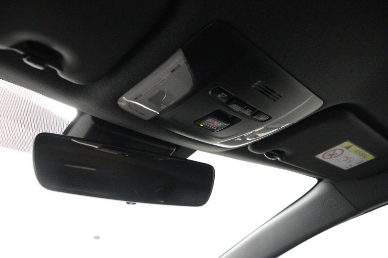 Toyota Corolla Touring Sports - 1.8 Hybrid Style 31