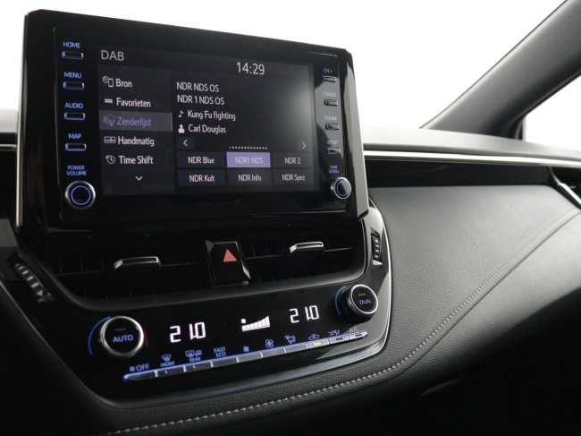 Toyota Corolla Touring Sports - 1.8 Hybrid Style