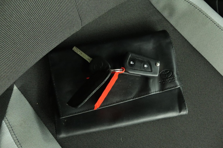Toyota Aygo - 1.0 VVT-i x-nav 11