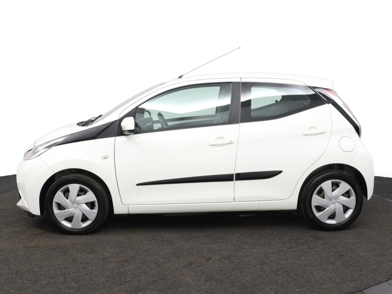 Toyota Aygo - 1.0 VVT-i x-nav 3