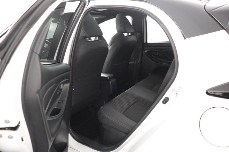 Toyota Yaris - 1.5 Hybrid Executive 18