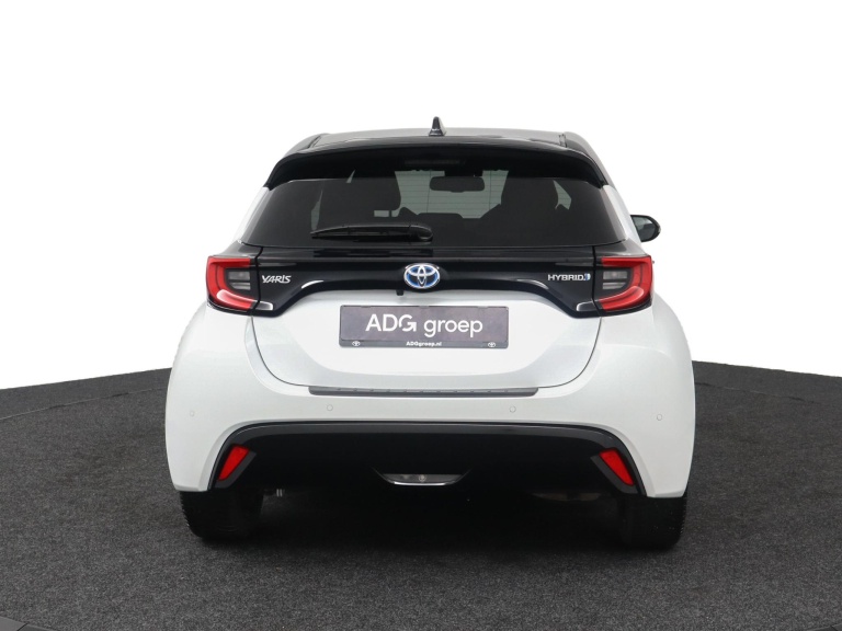 Toyota Yaris - 1.5 Hybrid Executive 49