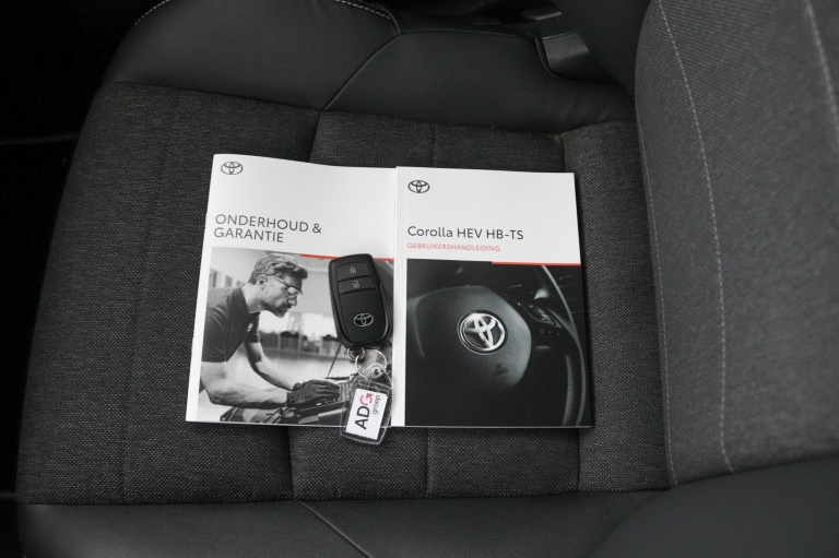 Toyota Corolla Touring Sports - Hybrid 140 Dynamic 11
