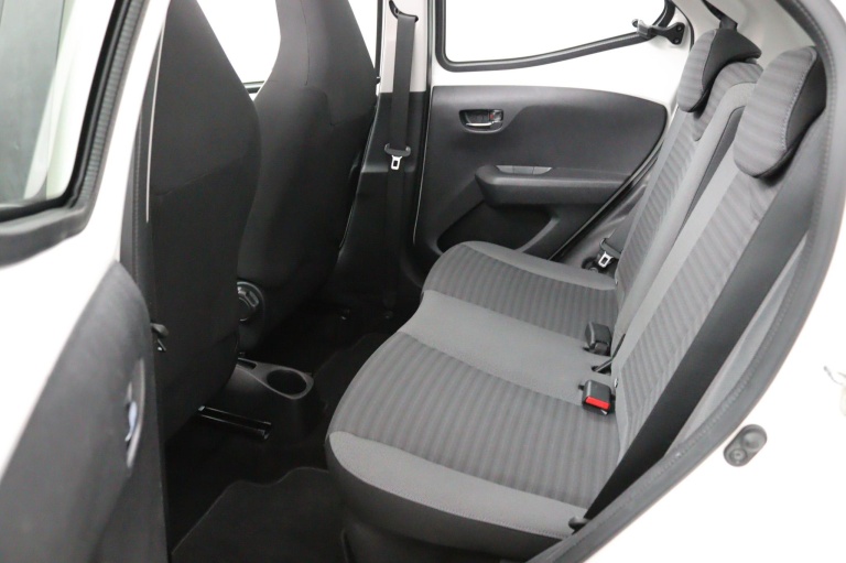 Toyota Aygo - 1.0 VVT-i x-play Cabrio 14