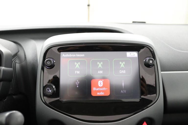 Toyota Aygo - 1.0 VVT-i x-play Cabrio 19