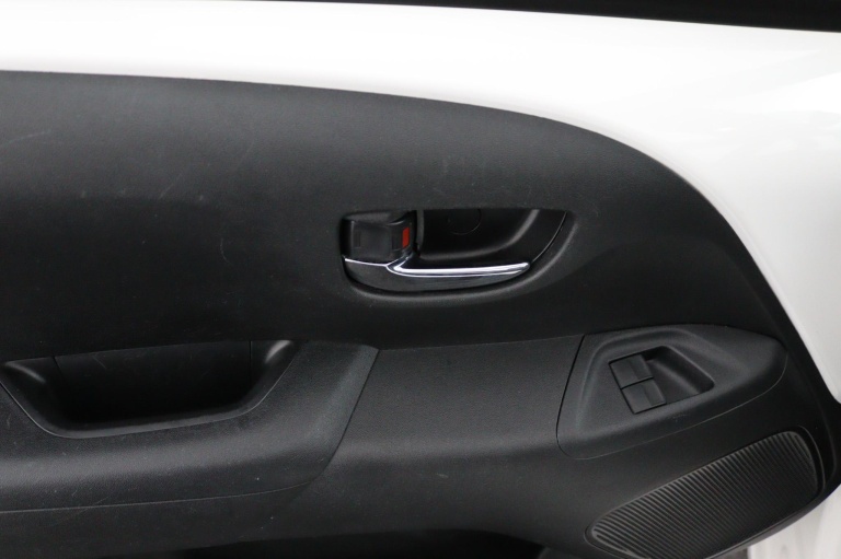 Toyota Aygo - 1.0 VVT-i x-play Cabrio 35