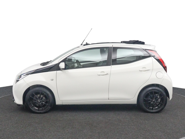 Toyota Aygo - 1.0 VVT-i x-play Cabrio 5